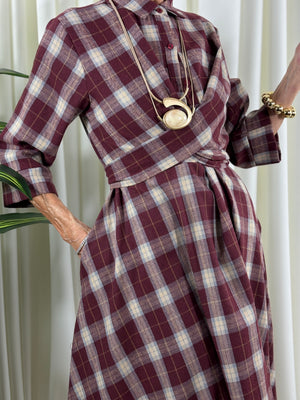 Alexandra dress in mulberry
