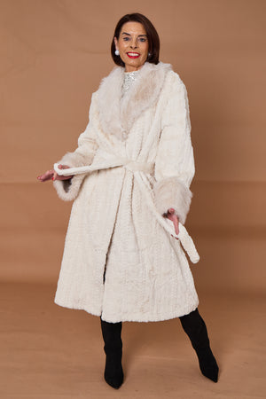 Vancouver faux fur long coat in white