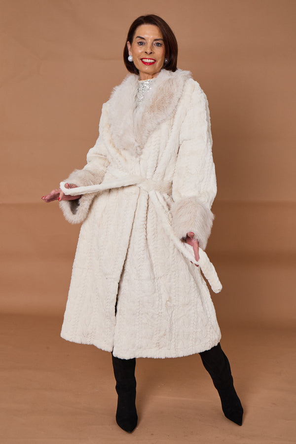 Vancouver faux fur long coat in white