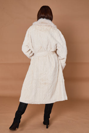 Vancouver faux fur long coat in white