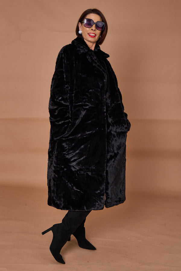 Toronto faux fur long coat in black