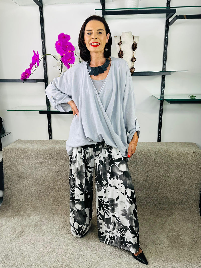 Loren Top in Grey