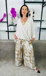 Loren top in beige