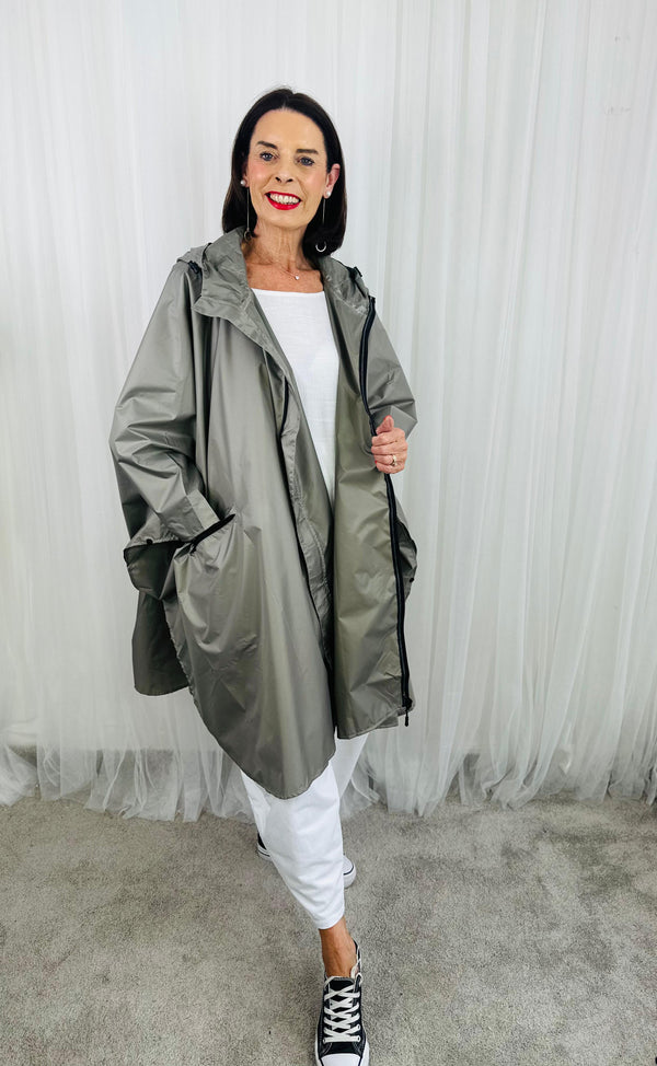 Mackintosh Poncho jacket in Mocha