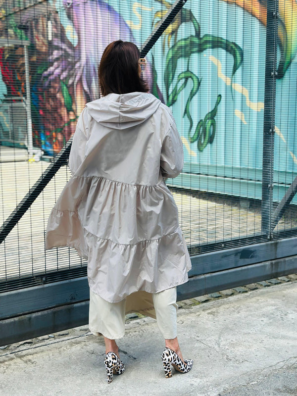 Talia mac in beige