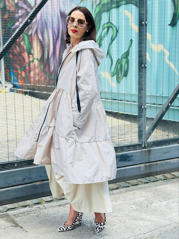 Talia mac in beige