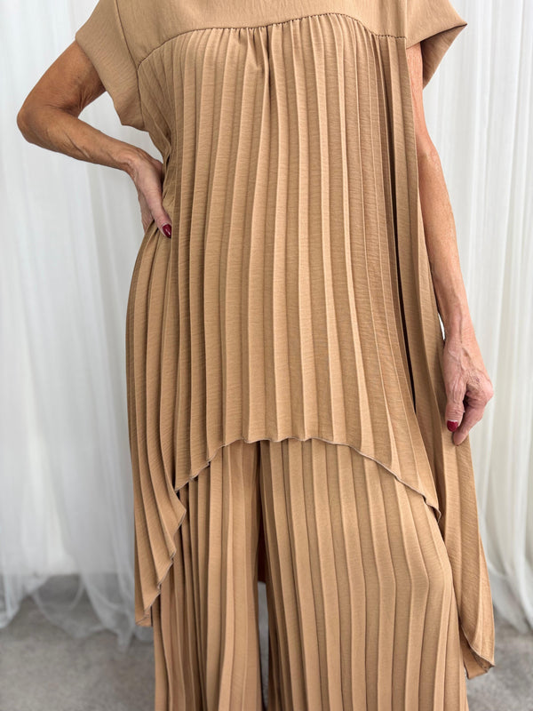Federica Co-ord suit in Camel