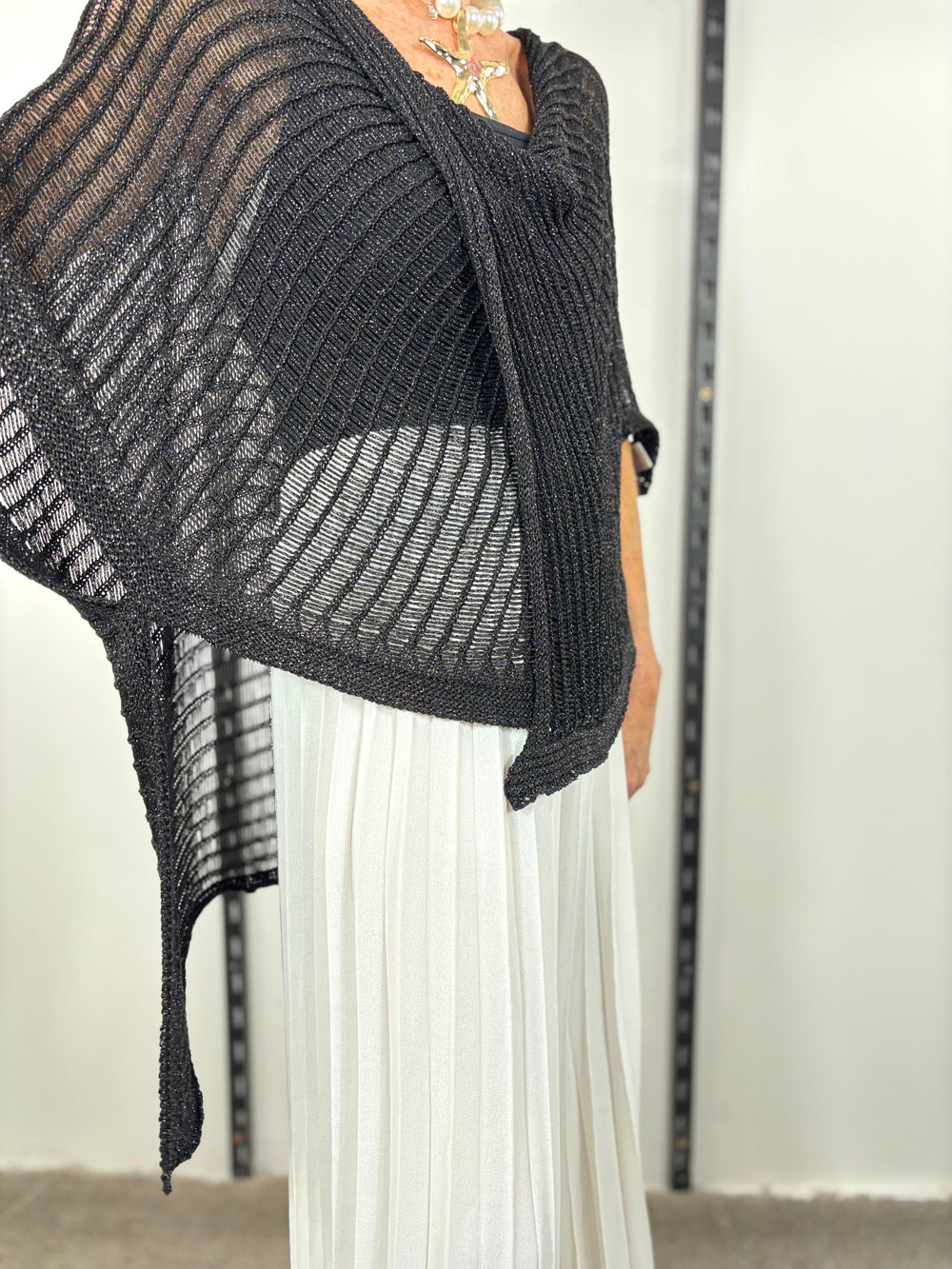 Tabitha Cross knit top in Black