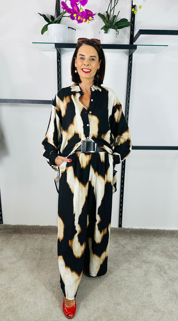 Evita Co-ord suit in brush stroke print