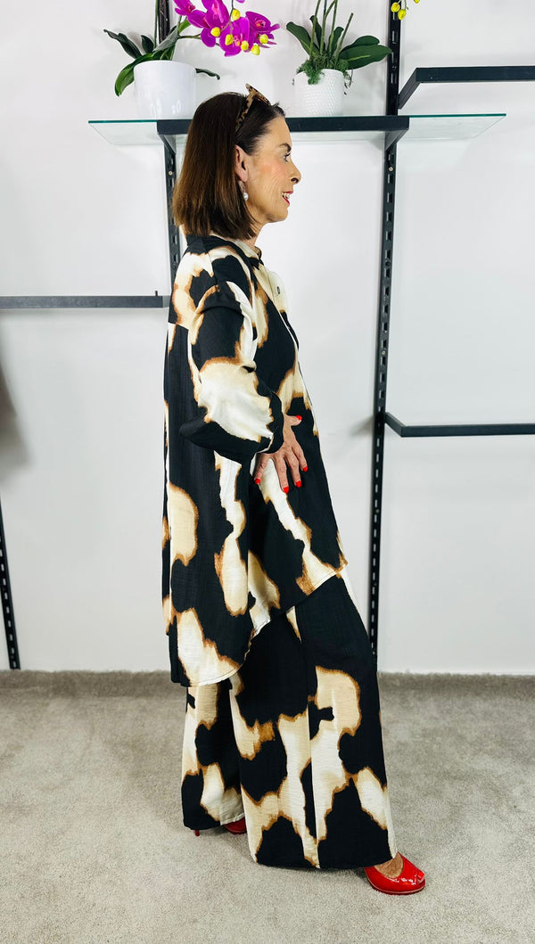 Evita Co-ord suit in brush stroke print