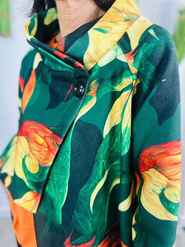 New york pulse asymetric jacket in green and black