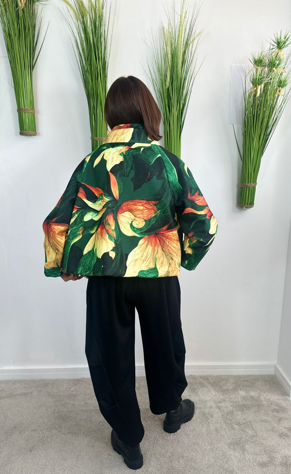 New york pulse asymetric jacket in green and black