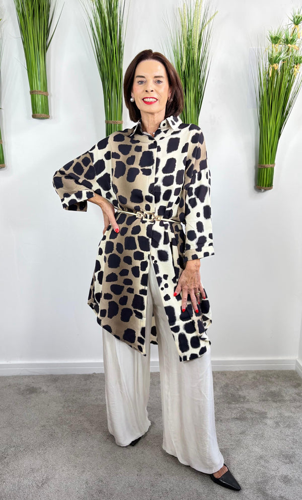 Roslin Top in beige, gold and black leopard print