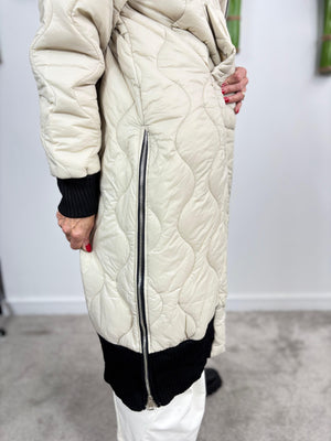 Alexandra long coat in beige