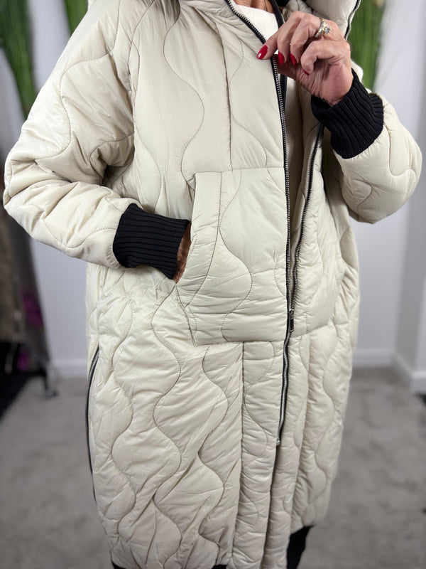 Alexandra long coat in beige