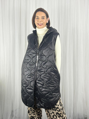 Judith gilet in black