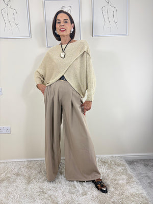 Albi Cross knitwear in gold