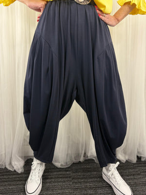 Felicity cocoon trousers in Navy