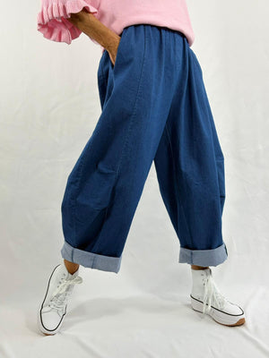 Lorenzo Barrel shape jeans in denim