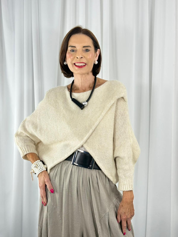 Enzo crossover knitwear in beige