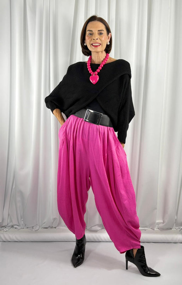 Enzo crossover knitwear in black