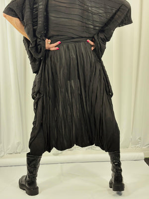 Toni quirky co-ord suit in black