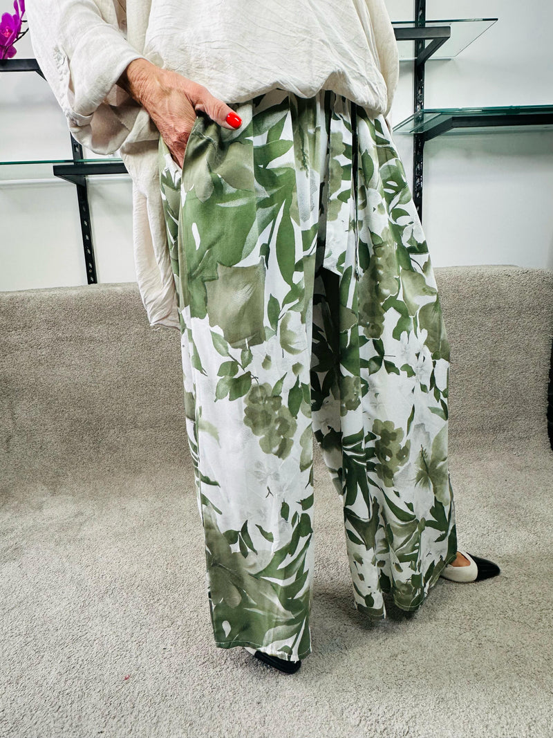 Ruby Woo Plazzo Trousers in sage and white