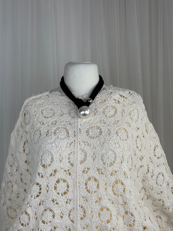 Pearl ball necklace in Jewellery