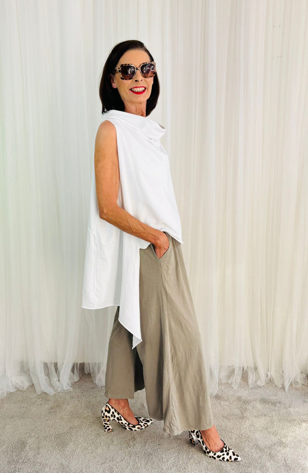 Riviera top over layering in White
