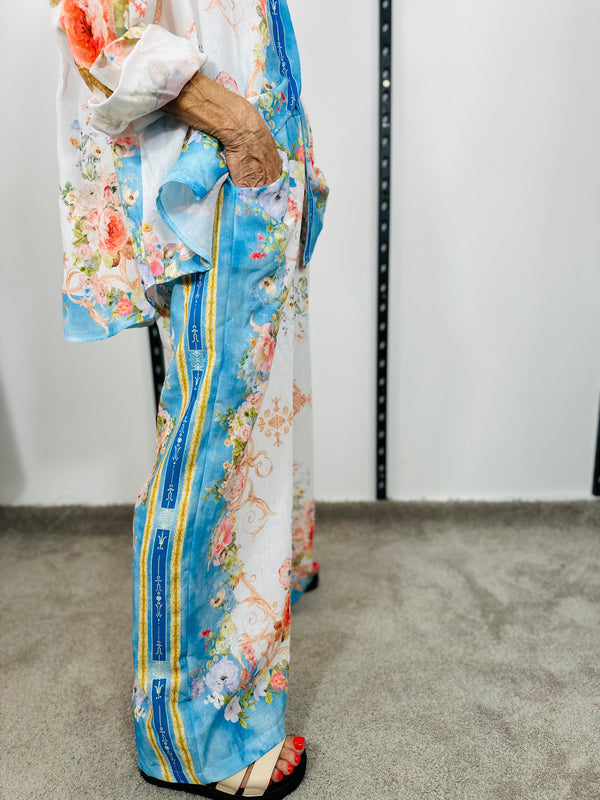 Oriental Suit in aqua