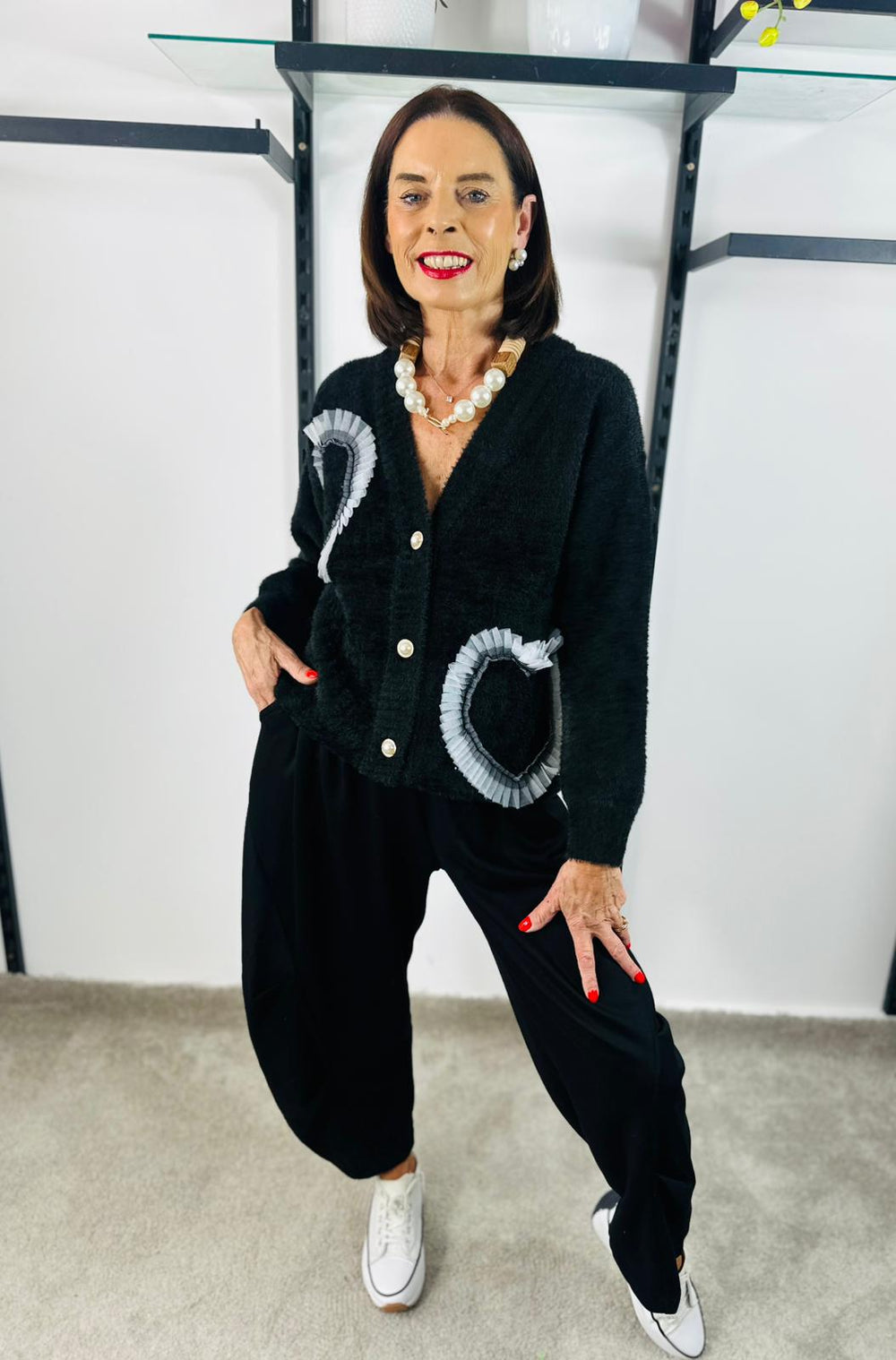 Pearl heart cardigan top in black