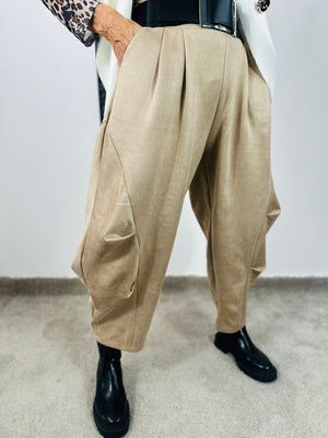 Lisbon Cocoon Trousers in beige