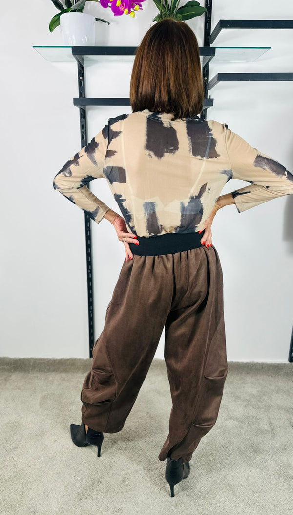 Lisbon Cocoon Trousers in chocolate