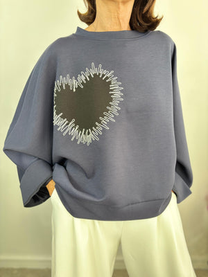 Black heart top in Navy