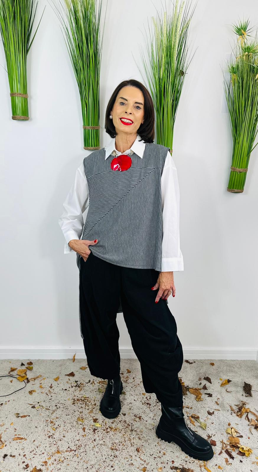 Quirky pinstripe tank top in Grey and Black