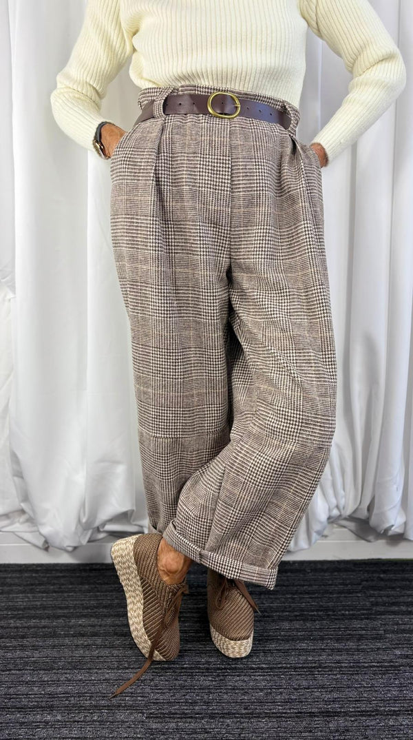 Juls cocoon trousers in chocolate and beige