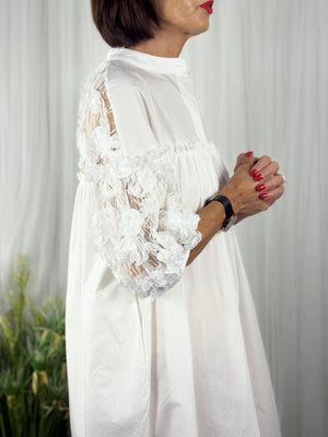 Luxury Gisele Lace Dress in white