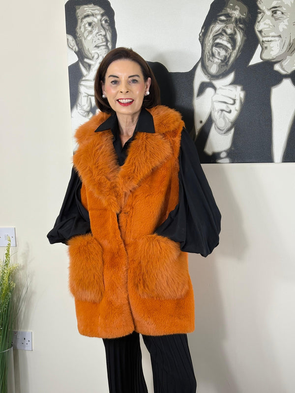 Courty Gilet in BURNT ORANGE -