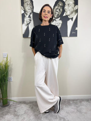 Mallow diamante Tshirt in Black