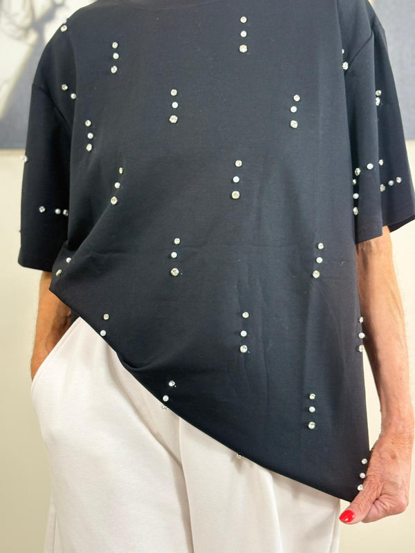 Mallow diamante Tshirt in Black