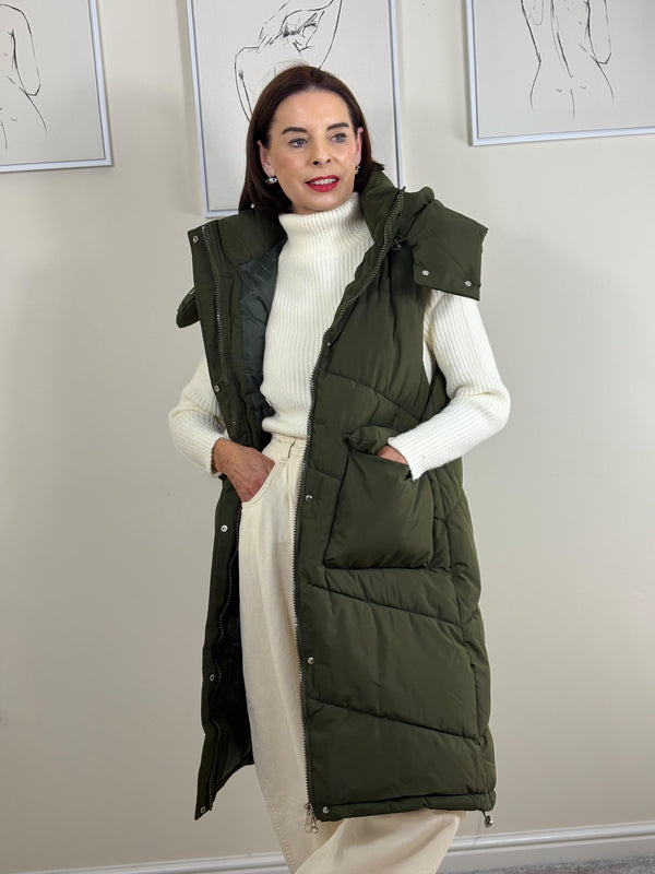 Naya Hooded Puffer gilet in sage