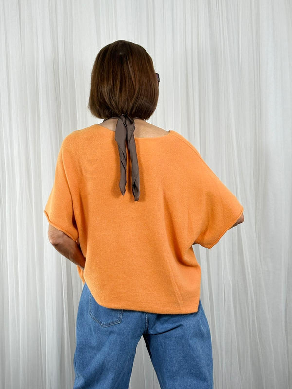 Saliyan knitwear in orange
