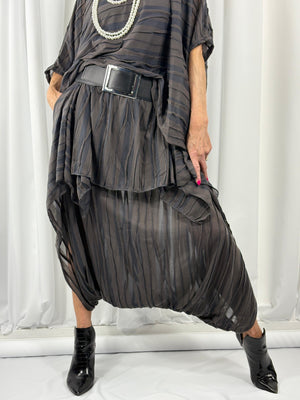 Toni quirky co-ord suit in slate grey