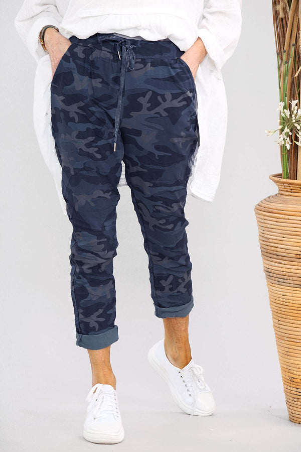 Army Magic Trouser in Navy