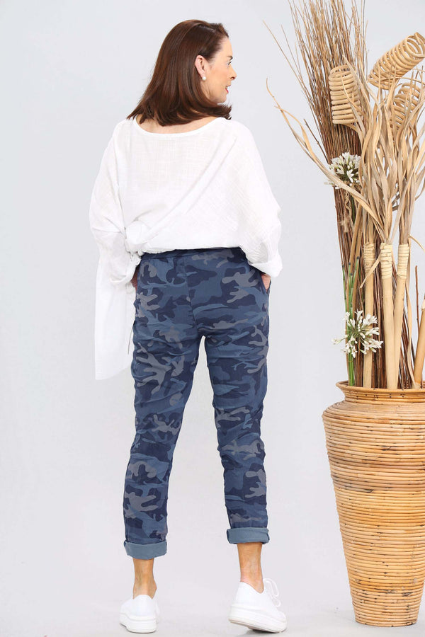 Army Magic Trouser in Navy