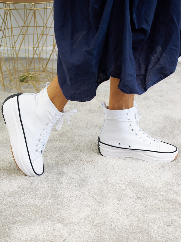 High Street High-top Trainer in White