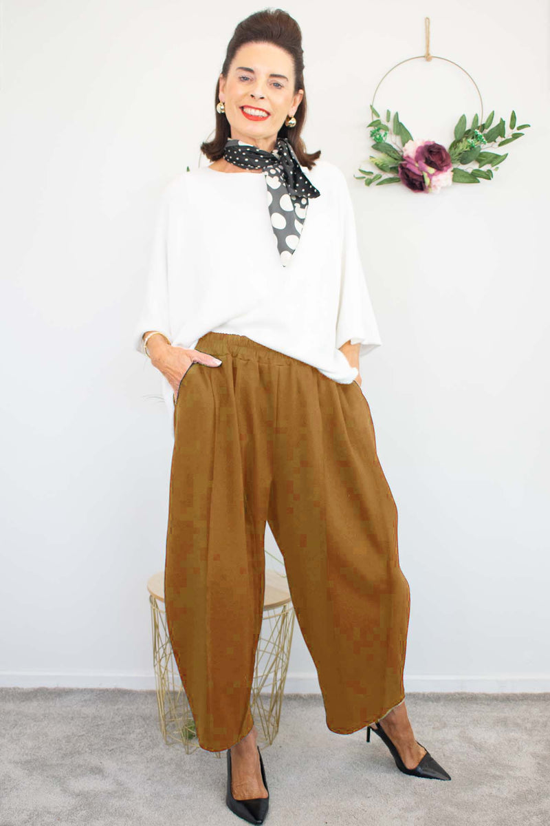 Charlie Scuba Cocoon Trouser in Camel