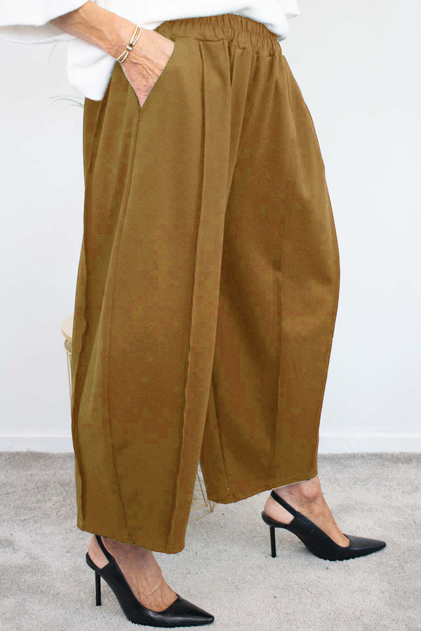 Charlie Scuba Cocoon Trouser in Camel