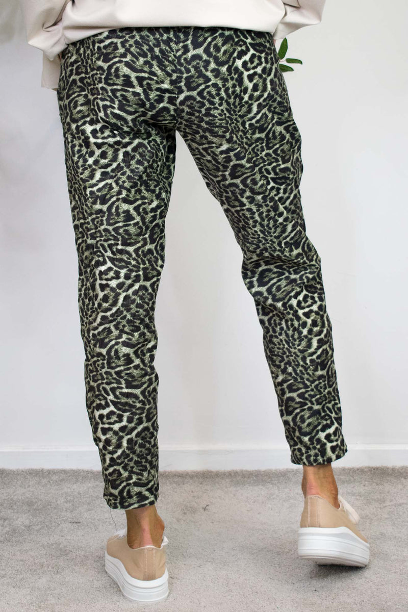 Cheetah Magic Trouser in Khaki