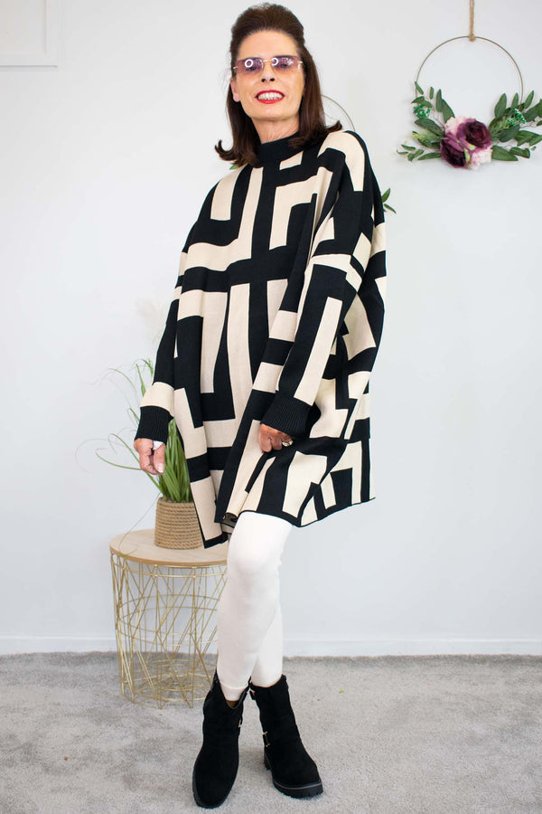 Hampton Swing Jumper in Beige and Black